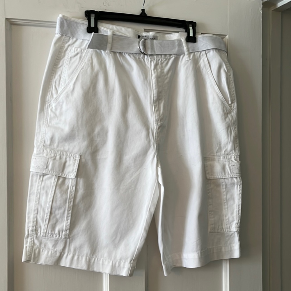 Men’s Brand New with tags White Cargo shorts